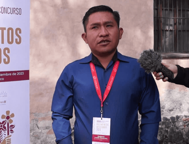 Floriberto Altamirano y los cántaros